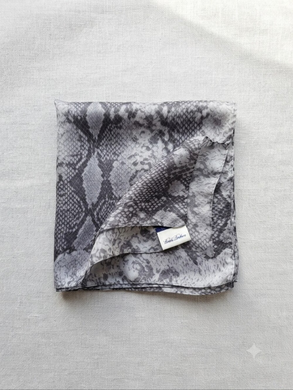 ​✨ Brooks Brothers 100% Silk Python Snake Skin Scarf ✨